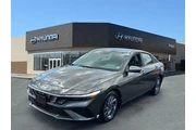 $18998 : Hyundai ELANTRA 2024 SEL 4dr thumbnail
