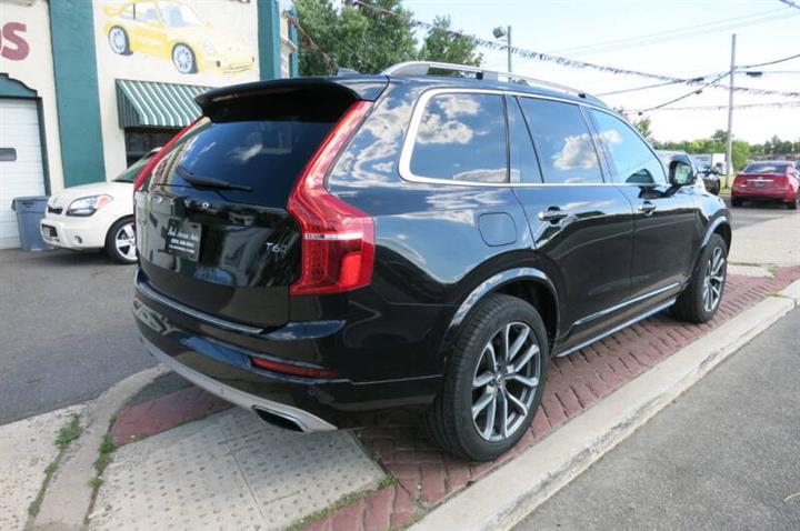 $16495 : 2016 XC90 T6 Momentum image 4