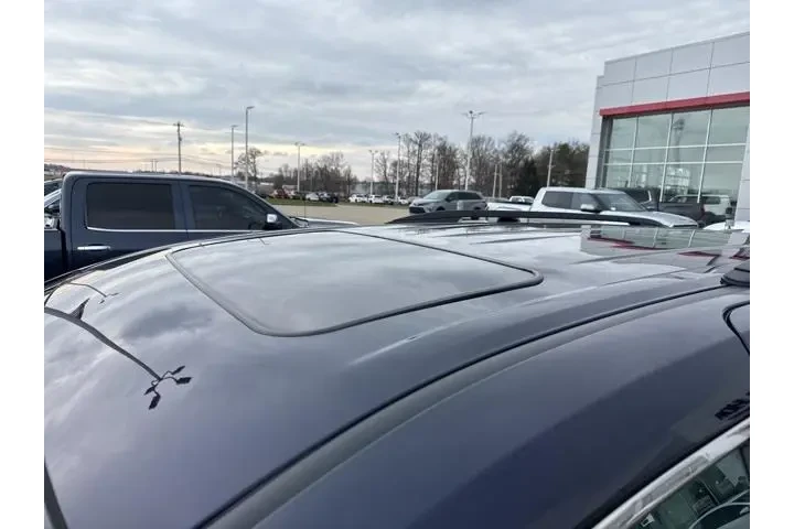 $37935 : Toyota Sienna 2023 XLE 8-Pas image 3