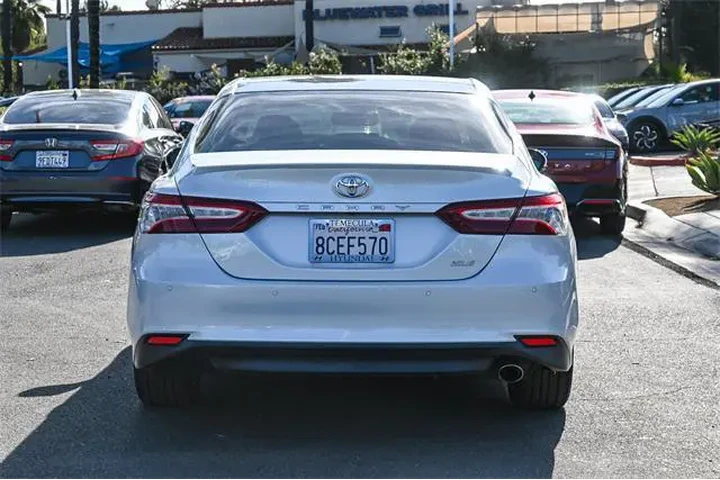 $17500 : Toyota Camry 2018 XLE 4dr Se image 6
