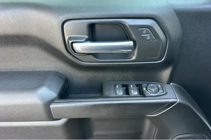 $28995 : Chevrolet Silverado 1500 202 image 10