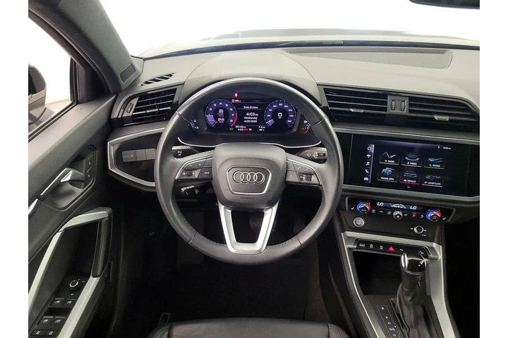 $22998 : Audi Q3 2020 AWD quattro S l image 10