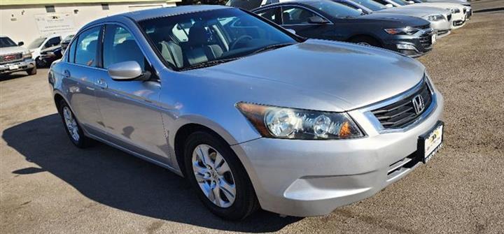 $9999 : 2010 Accord image 3