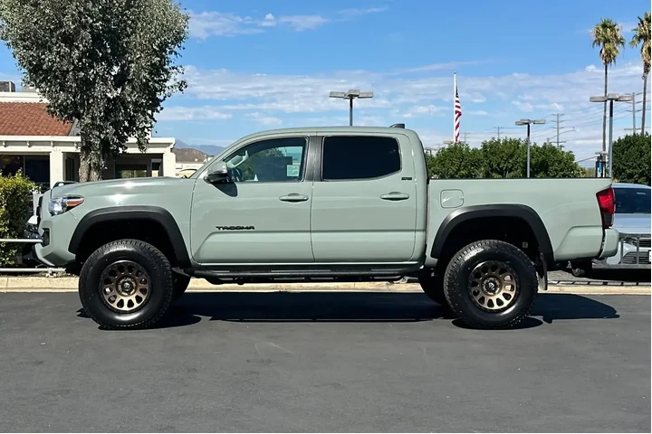 $36995 : Toyota Tacoma 2023 4x4 SR V6 image 7