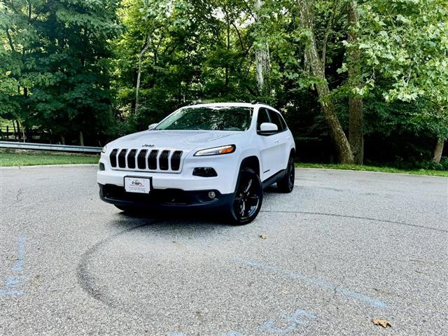 $6995 : 2016 JEEP CHEROKEE2016 JEEP C image 5