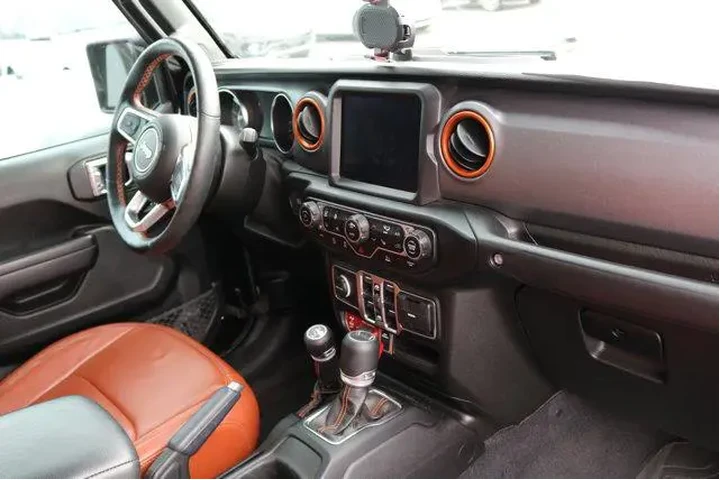 $36251 : Jeep Gladiator 2021 4x4 Moja image 8