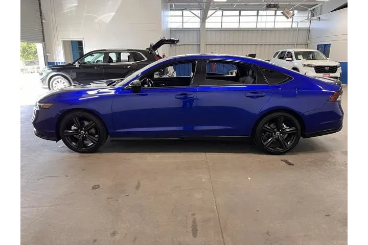 $29579 : Honda Accord Hybrid 2024 Spo image 6
