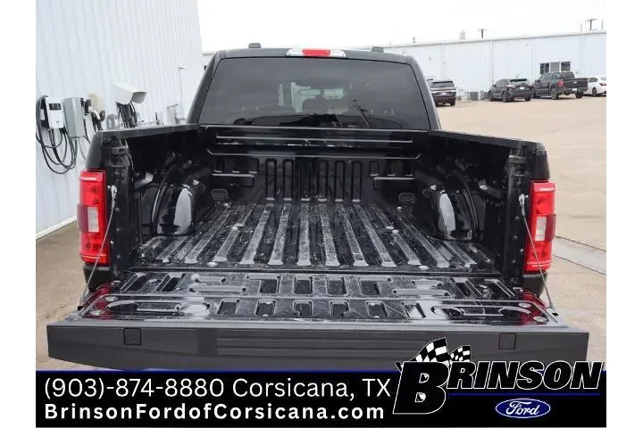 $33700 : Ford F-150 2023 4x2 XLT 4dr image 10