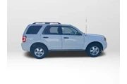 $10977 : Ford Escape 2011 XLT 4dr SUV thumbnail