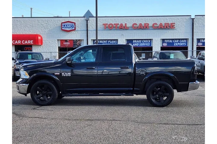 $16855 : 2018 RAM 1500 SLT image 3