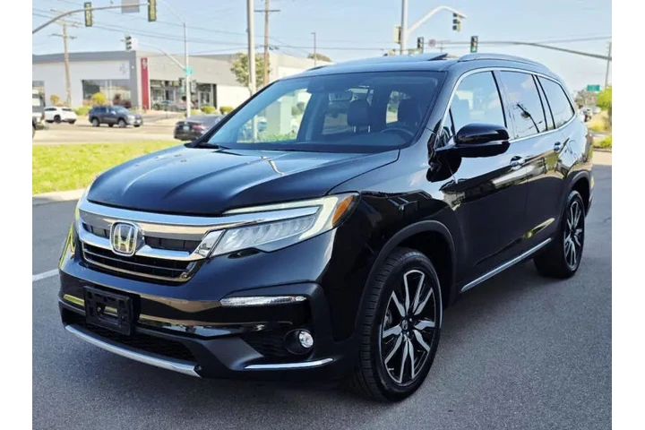 $21450 : 2019 Pilot Touring image 9