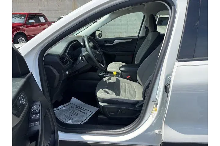 $21690 : Ford Escape 2022 AWD SE 4dr image 9