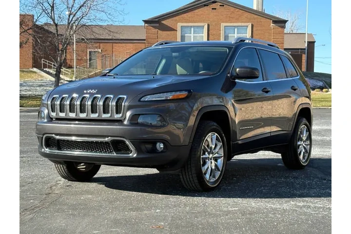 $9900 : 2015 Cherokee Limited image 3