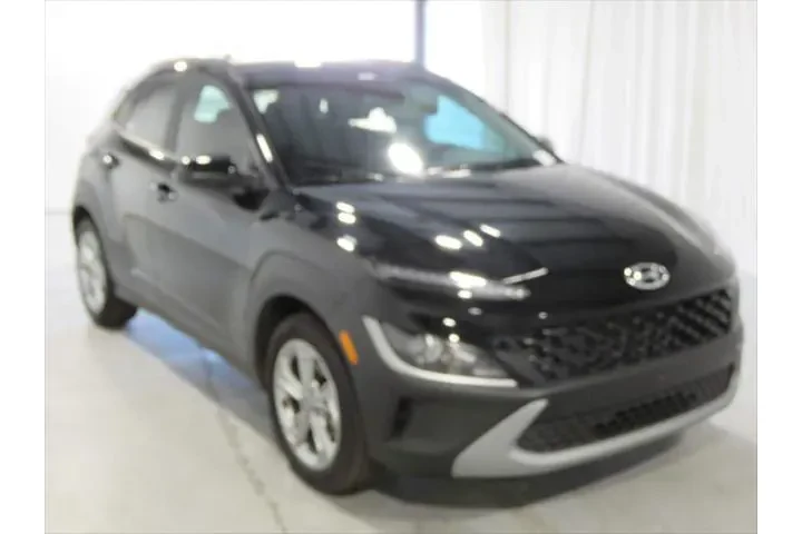 $20172 : Hyundai KONA 2023 SEL 4dr Cr image 3