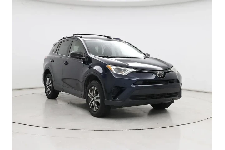 $17998 : Toyota RAV4 2018 LE 4dr SUV image 1