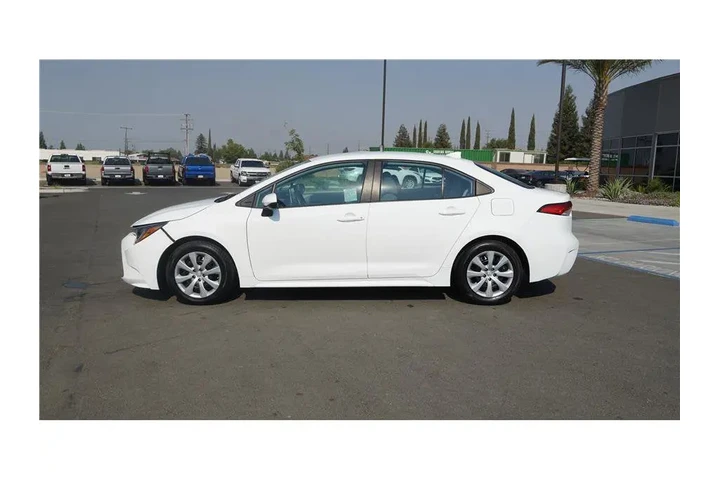 $18984 : 2021 Corolla LE image 9