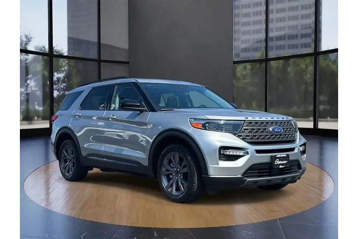 $30995 : Ford Explorer 2023 XLT 4dr S image 1
