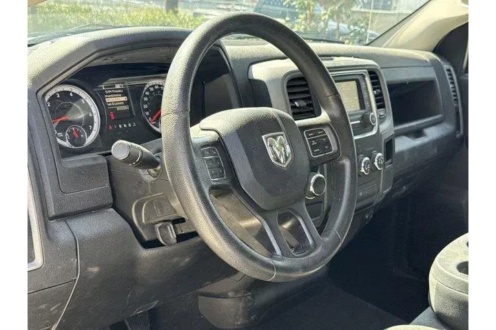 $19500 : Ram 1500 Classic 2022 4x2 Tr image 9
