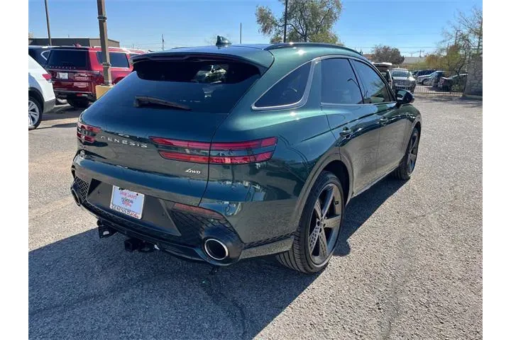 $38897 : Genesis GV70 2023 AWD 2.5T S image 8