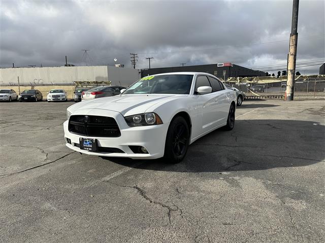 $2900 : 2014 DODGE CHARGER EN PAGOS image 4