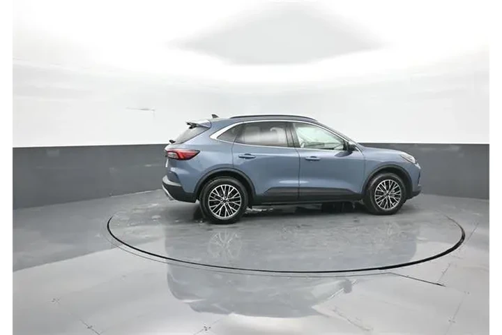 $28319 : Ford Escape Plug-In Hybrid 2 image 8