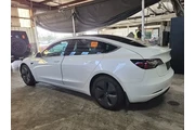 $19990 : Tesla Model 3 2019 AWD Perfo thumbnail