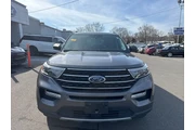 $25995 : Ford Explorer 2022 AWD XLT 4 thumbnail