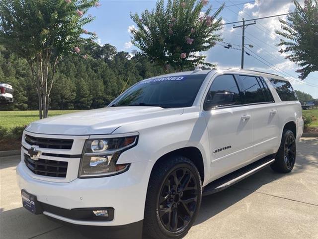 $41228 : 2019 Suburban Premier 4WD image 3