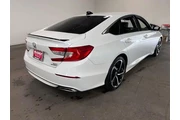 $25440 : Honda Accord 2021 Sport 4dr thumbnail