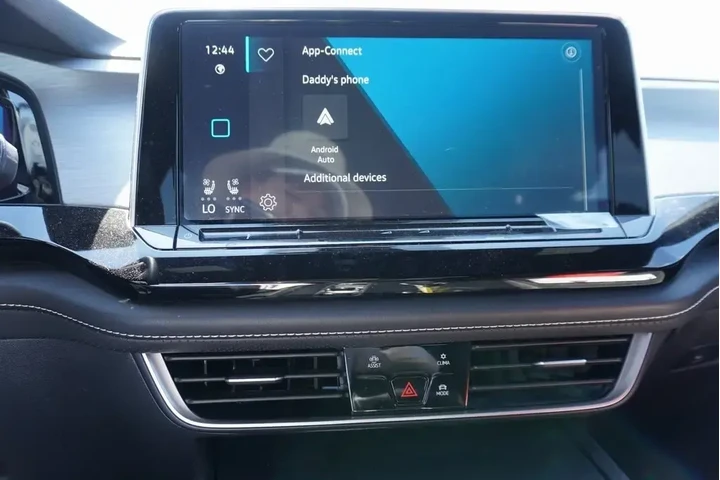 $29488 : Volkswagen Atlas Cross Sport image 8