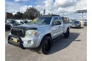 $15599 : 2010 Tacoma PreRunner V6 thumbnail