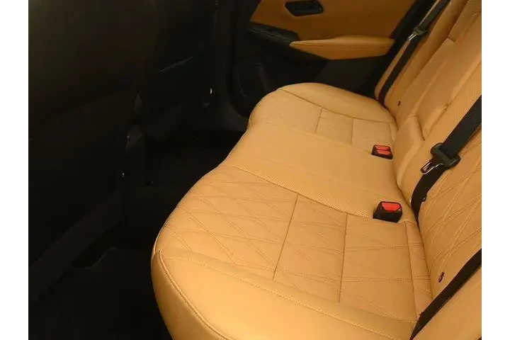 $21748 : Nissan Sentra 2025 SV 4dr Se image 10