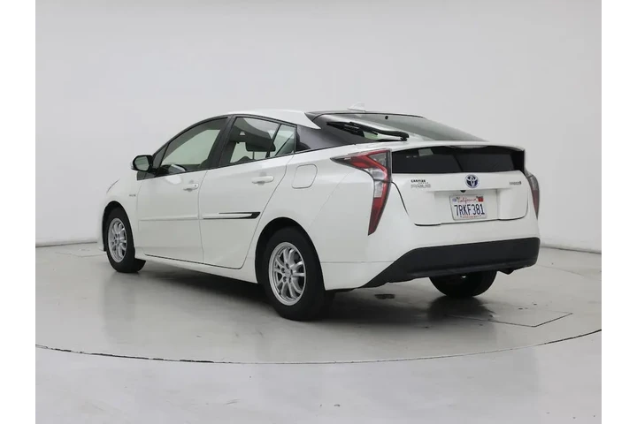 $17998 : Toyota Prius 2016 Three 4dr image 2