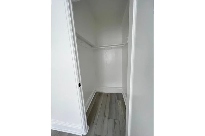 $1645 : Studio en Renta Disponible Ya! image 3