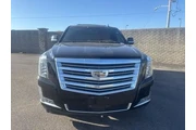 $28982 : Cadillac Escalade 2017 4x4 P thumbnail