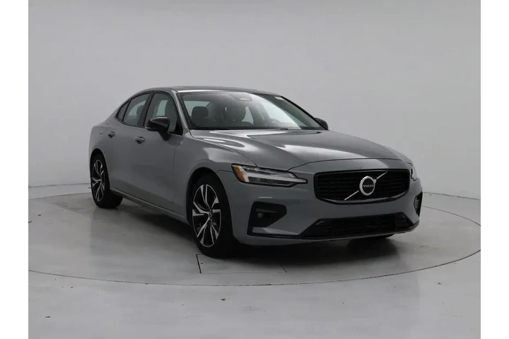 $27998 : Volvo S60 2024 B5 Core Dark image 1