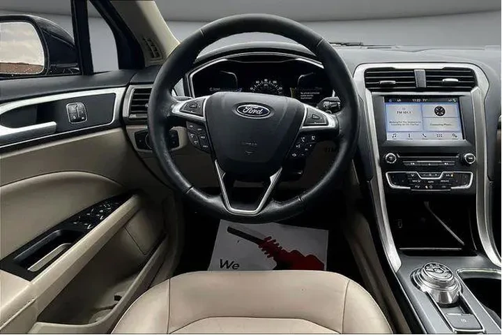 $14500 : Ford Fusion 2017 SE 4dr Seda image 8