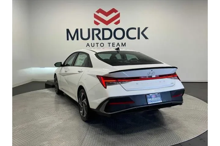 $27899 : Hyundai ELANTRA Hybrid 2025 image 7