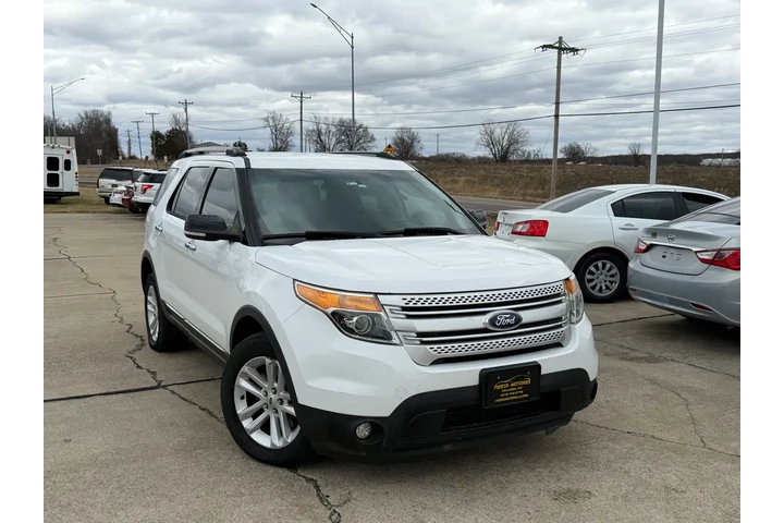 $6999 : 2014 Explorer XLT 4WD image 6