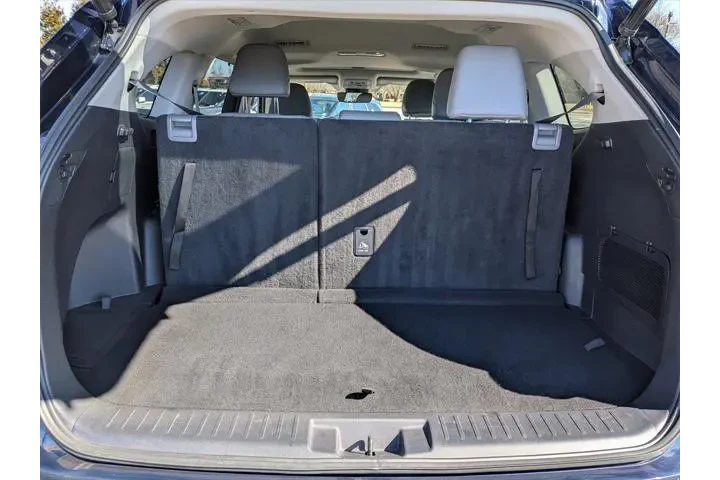 $27635 : Toyota Highlander Hybrid 202 image 6