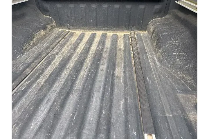 $13608 : Nissan Frontier 2016 4x4 SV image 5