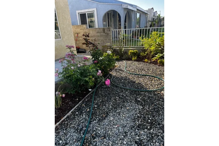 $1550 : Anaheim - 3 bed 2 Bath image 3