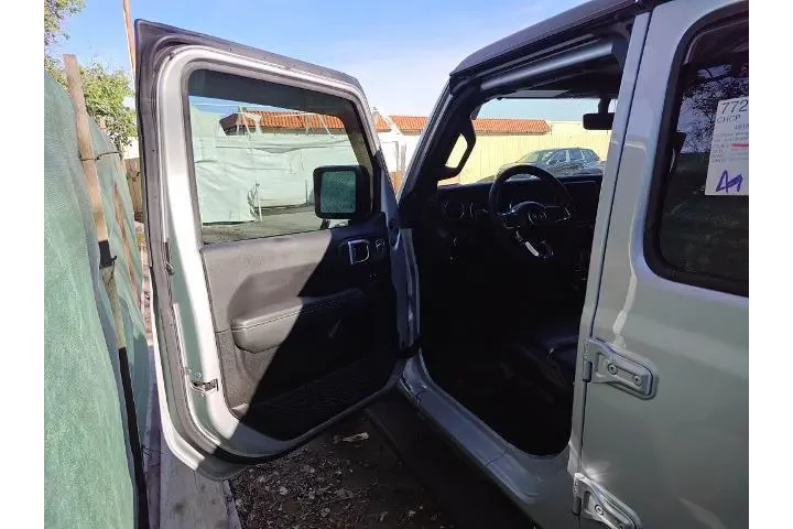 $28282 : Jeep Wrangler 2023 4x4 Sahar image 6