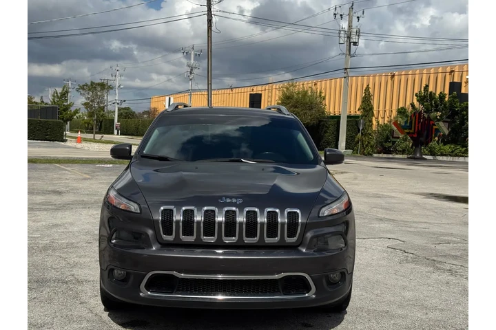 $5899 : Jeep Cherokee 2017 🚙 image 8