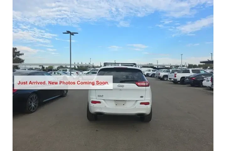 $10900 : Jeep Cherokee 2017 4x4 Overl image 5