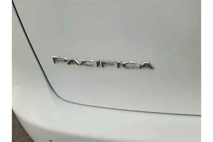 $28988 : Chrysler Pacifica 2024 Touri image 10