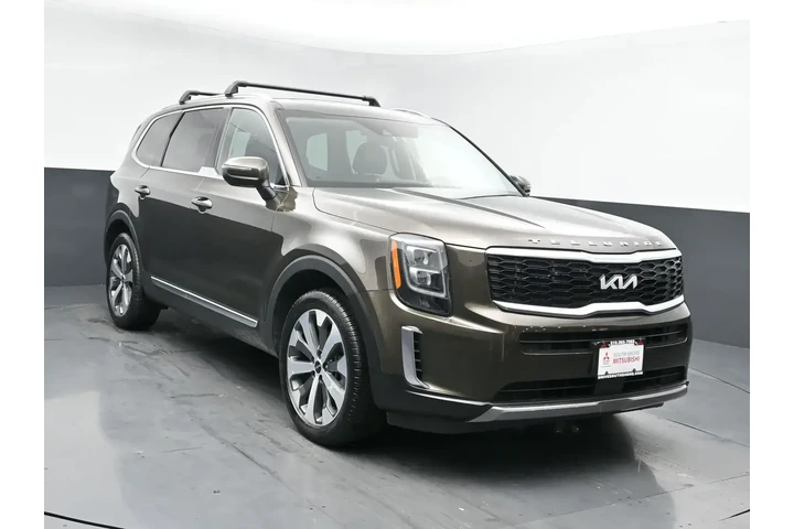 $26995 : Kia Telluride 2022 EX 4dr SU image 2