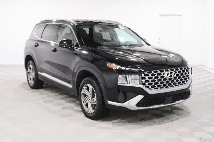 $23959 : Hyundai SANTA FE 2022 AWD SE image 1