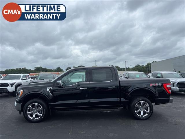 $49474 : PRE-OWNED 2021 FORD F-150 LAR image 4