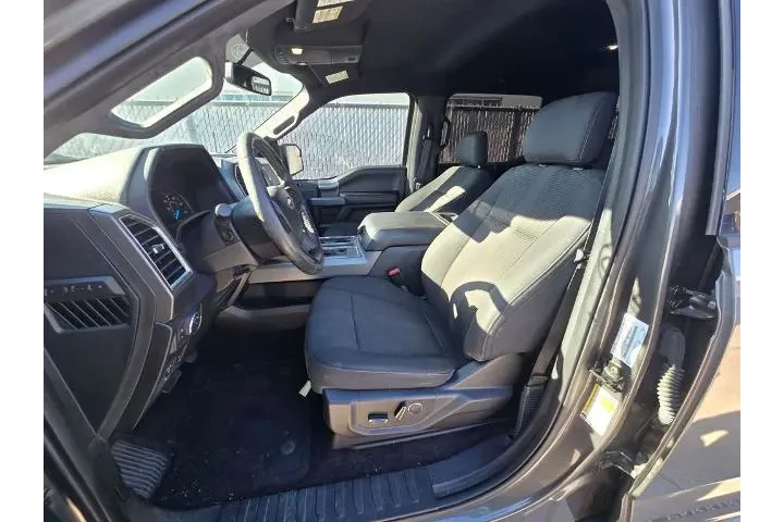 $24000 : Ford F-150 2017 4x2 XLT 4dr image 9